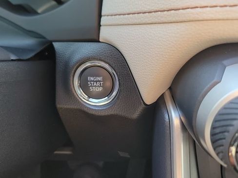 Certified 2020 Toyota RAV4 Limited FWD image 23