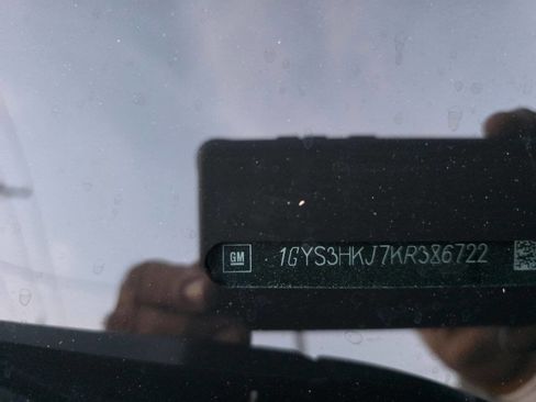 Used 2019 Cadillac Escalade ESV Luxury image 34