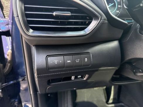 Certified 2023 Hyundai Santa Fe SEL w/ Premium Package image 15