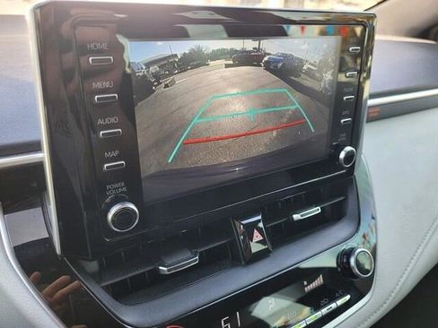 Used 2020 Toyota Corolla SE image 24