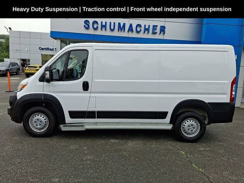 Used 2025 RAM ProMaster 2500 w/ U-Haul Equipment Group FWD image 5