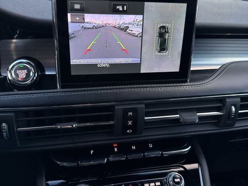 Used 2021 Lincoln Corsair FWD w/ Premium Package image 11