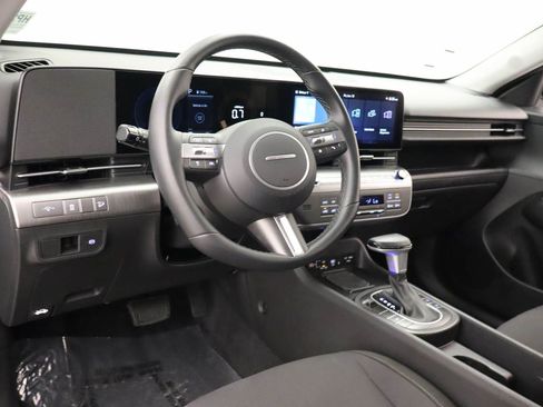 Used 2026 Hyundai Kona SEL Sport FWD image 15