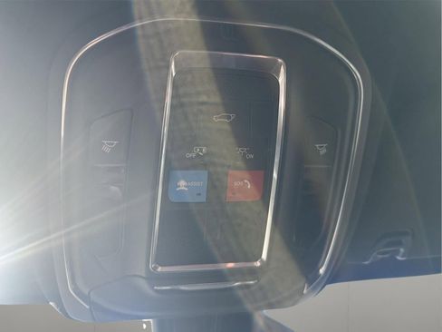 Used 2024 Jeep Wagoneer L Series II w/ Flexible Seating Group image 34