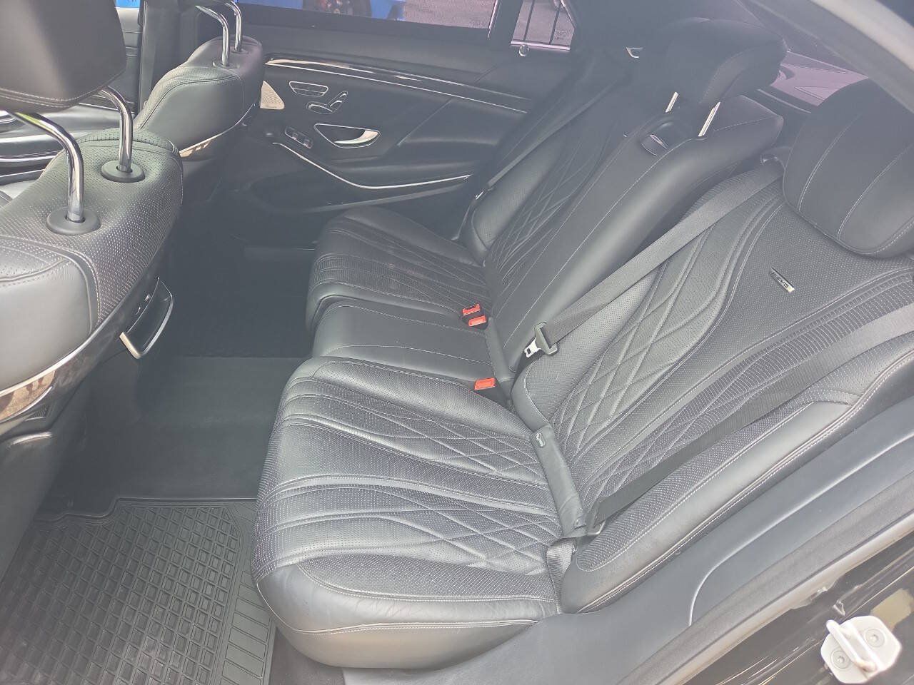 Used 2016 Mercedes-Benz S 63 AMG 4MATIC Sedan image 24