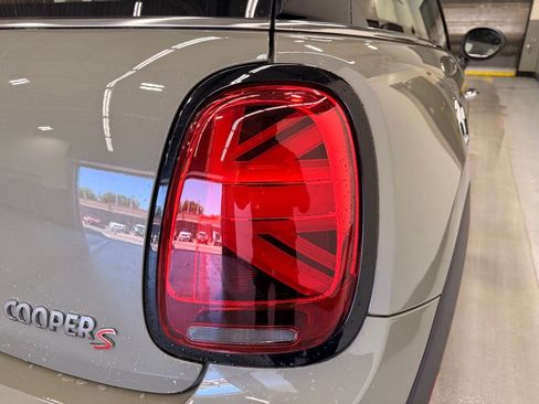 Used 2019 MINI Cooper S FWD image 5