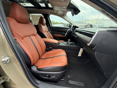 New 2025 MAZDA CX-50 Meridian Edition w/ Apex Package image 22