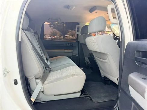 Used 2012 Toyota Tundra 4x4 CrewMax w/ SR5 Pkg image 20