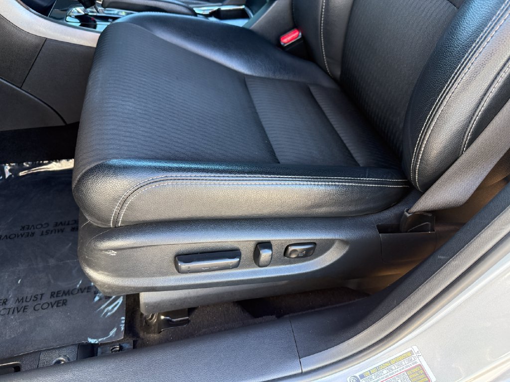 Used 2016 Honda Accord Sport image 9