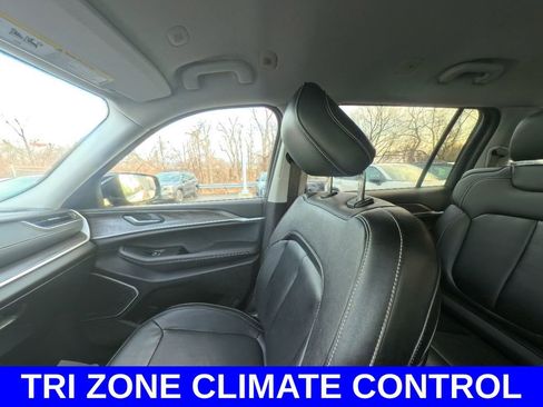 Used 2022 Jeep Grand Cherokee L Limited image 23