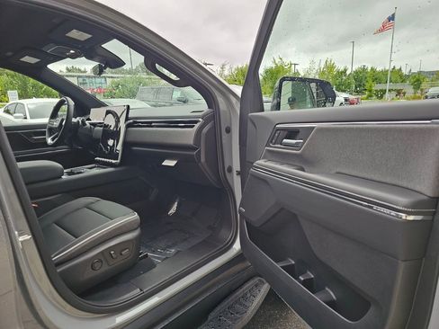 New 2026 GMC Sierra EV Elevation w/ Premium Package image 12