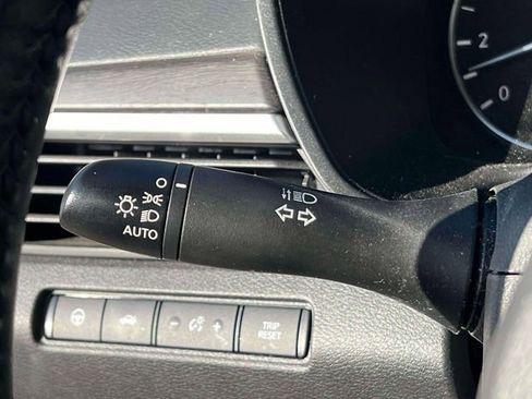 Used 2023 Nissan Altima 2.5 SV w/ SV Premium Package image 23