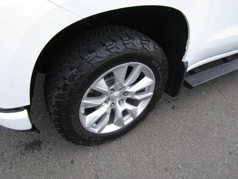 Used 2021 Chevrolet Silverado 1500 Custom image 32