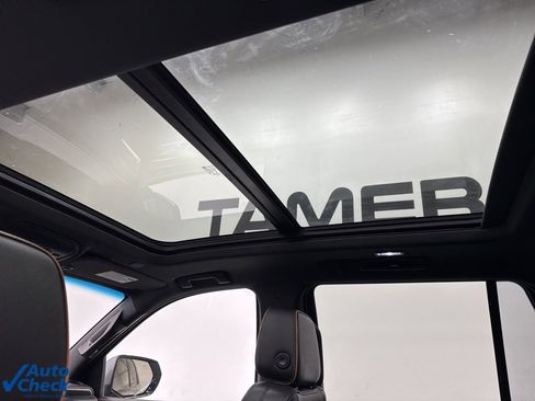 Used 2022 GMC Yukon AT4 image 16