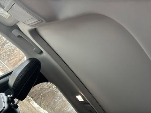 Certified 2024 Ford Escape SE w/ PHEV Premium Package image 8