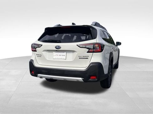 Used 2023 Subaru Outback Touring XT AWD/4WD image 5