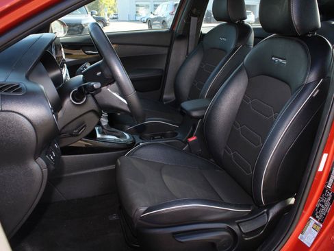 Used 2023 Kia Forte GT-Line FWD image 16