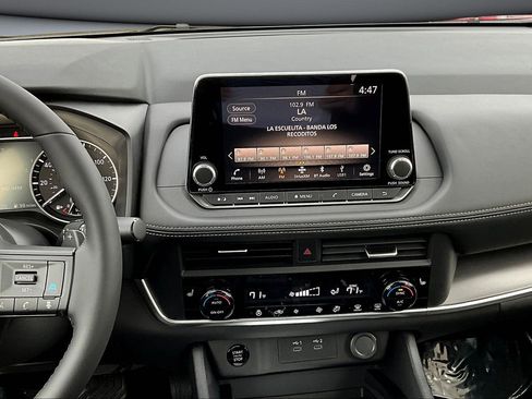 New 2026 Nissan Rogue SV w/ Cold Weather Package FWD image 6