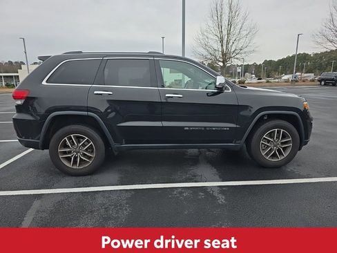 Used 2022 Jeep Grand Cherokee Limited image 12