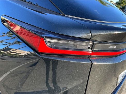 Used 2023 Lexus RZ 450e Premium image 27