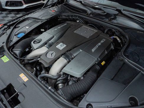 Used 2016 Mercedes-Benz S 63 AMG 4MATIC Sedan image 62