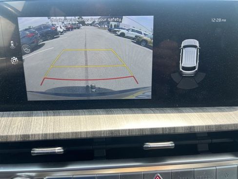 Certified 2024 Kia Telluride EX w/ EX Captain's Chair Package AWD/4WD image 12