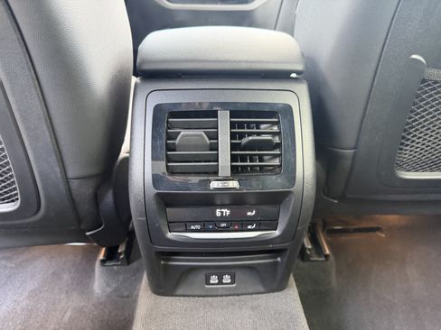 Used 2023 BMW X3 xDrive30i w/ Premium Package w/ZPA AWD/4WD image 18