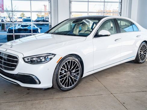 Used 2024 Mercedes-Benz S 580 4MATIC Sedan image 11