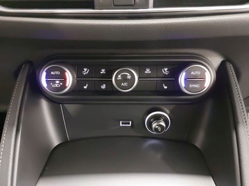 New 2025 Alfa Romeo Stelvio Sprint w/ Veloce Package image 22