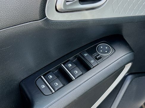 Used 2022 Kia Soul LX image 21