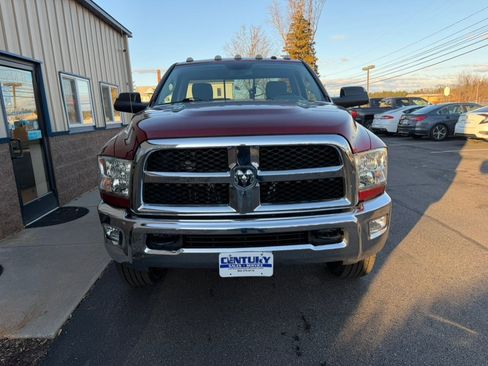 Used 2014 RAM 2500 SLT image 2