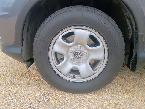 Used 2015 Honda CR-V LX image 18