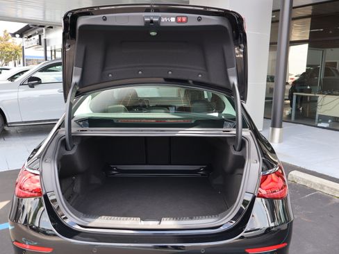 Used 2026 Mercedes-Benz E 350 Sedan image 21