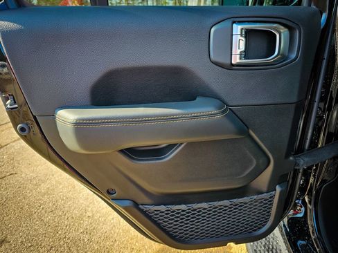 New 2026 Jeep Wrangler Sahara image 31