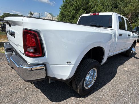 New 2027 RAM 3500 Tradesman w/ Chrome Appearance Group A AWD/4WD image 8