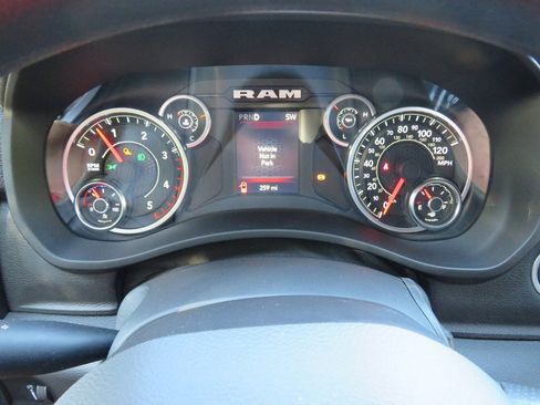 New 2022 RAM 3500 Tradesman w/ Chrome Appearance Group image 26