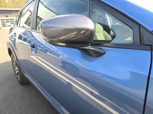 Used 2024 Subaru Crosstrek 2.0i Premium AWD/4WD image 14