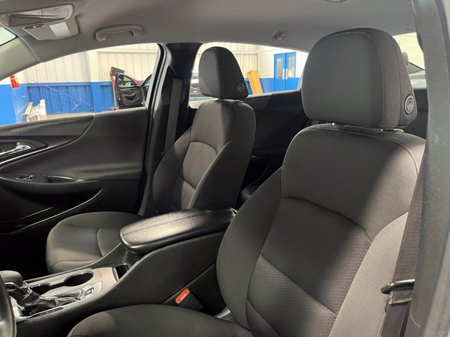 Used 2023 Chevrolet Malibu LT FWD image 24