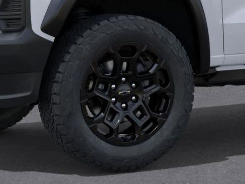 New 2026 Chevrolet Colorado Trail Boss AWD/4WD image 9