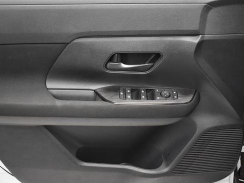 Certified 2025 Nissan Kicks S AWD/4WD image 11