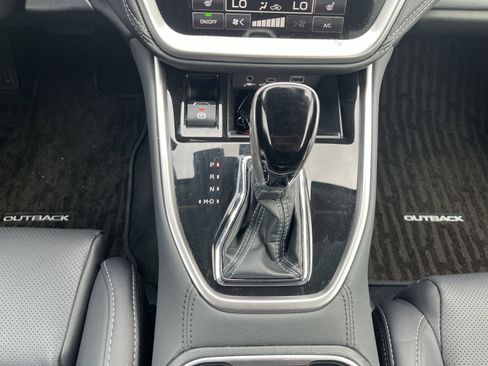 Used 2023 Subaru Outback Limited XT image 24