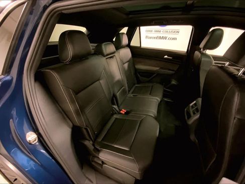 Used 2022 Volkswagen Atlas Cross Sport SEL R-Line w/ Cross Sport MDO Package AWD/4WD image 19