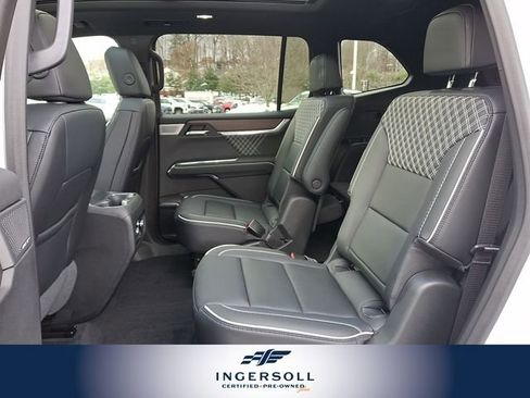 Used 2024 GMC Acadia Denali w/ Super Cruise Package image 13