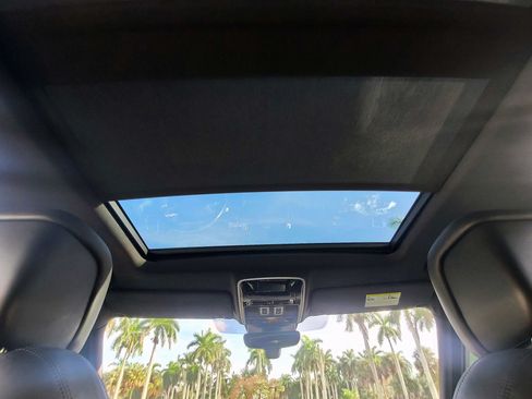Used 2019 Land Rover Range Rover HSE AWD/4WD image 15