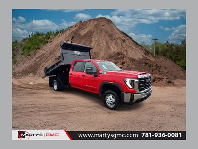 New 2025 GMC Sierra 3500 Pro w/ Convenience Package