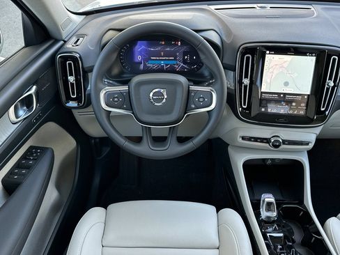 New 2026 Volvo XC40 B4 Plus w/ Climate Package FWD image 14