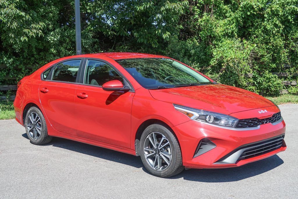 Used 2023 Kia Forte LXS FWD image 1