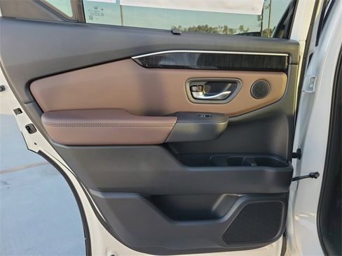New 2025 Honda Pilot Elite image 16