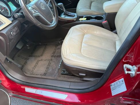 Used 2013 Buick Verano Leather image 12