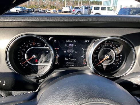 Used 2021 Jeep Wrangler Willys image 13